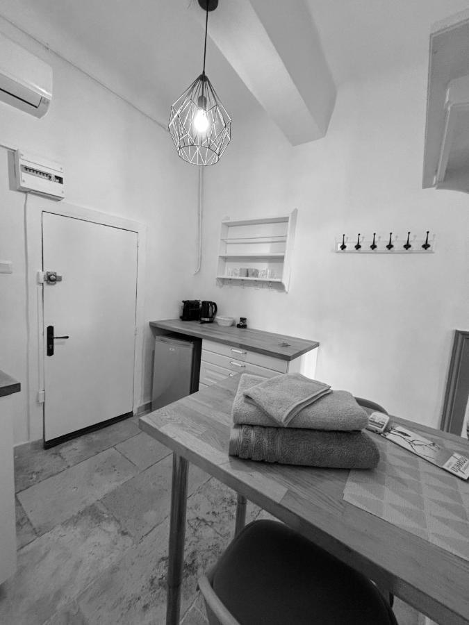 Agapee Daire Aix-en-Provence Dış mekan fotoğraf